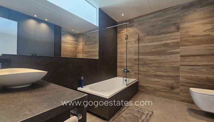 Te koop - Huis - Vrijstaande Villa - Orihuela - Cabo Roig