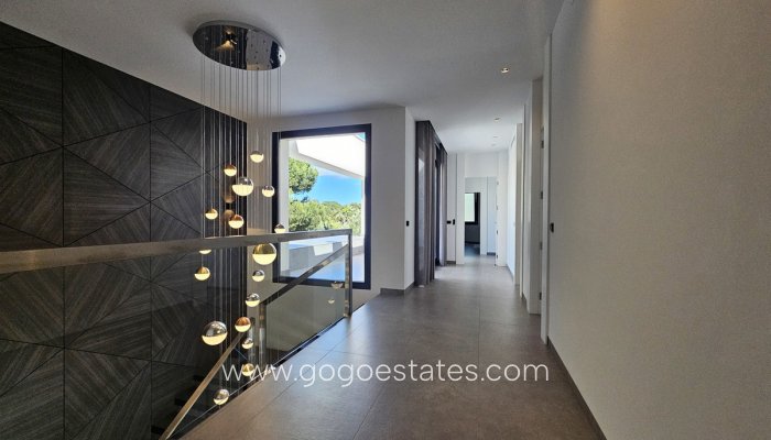 Te koop - Huis - Vrijstaande Villa - Orihuela - Cabo Roig