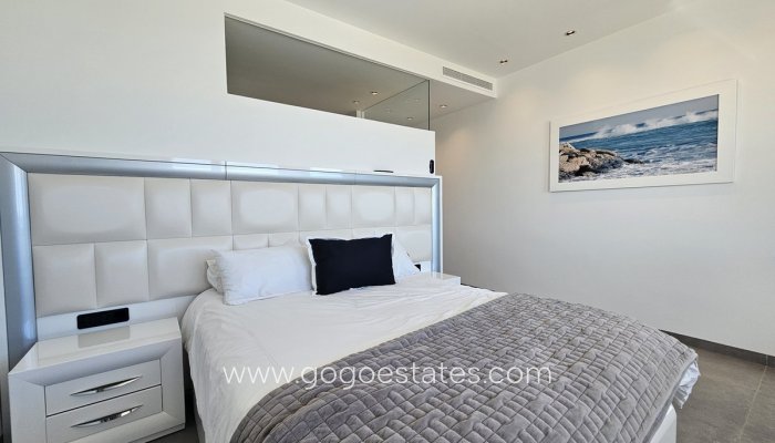 Te koop - Huis - Vrijstaande Villa - Orihuela - Cabo Roig