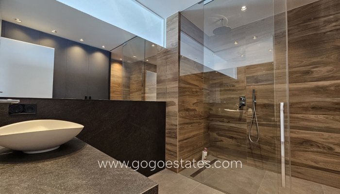 Te koop - Huis - Vrijstaande Villa - Orihuela - Cabo Roig