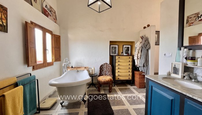 Te koop - Huis - Finca - Cortijo - Alicante - Dolores Centro