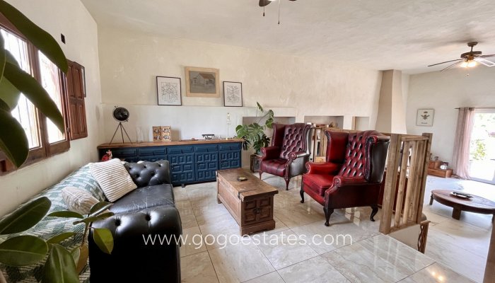 Te koop - Huis - Finca - Cortijo - Alicante - Dolores Centro