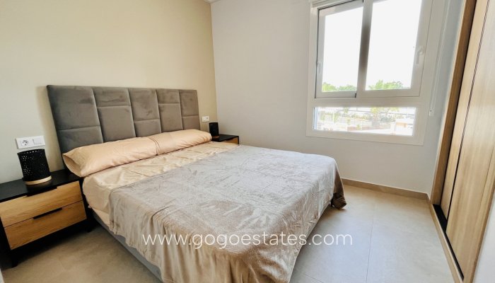 Revente - Appartement - Appartement au rez-de-chaussée - Urbanización El Raso