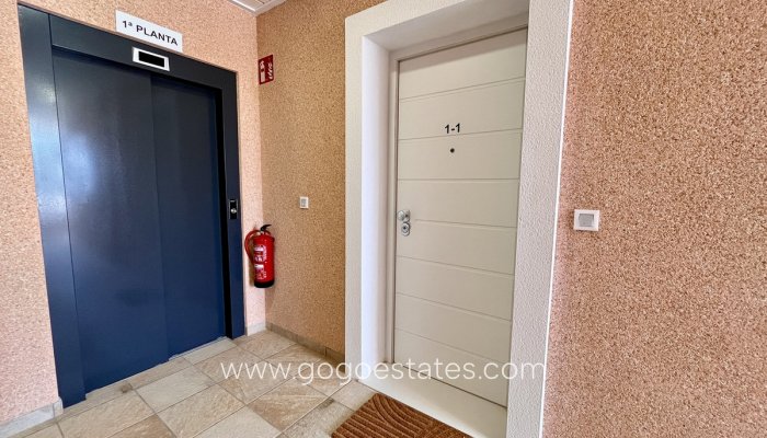 Revente - Appartement - Appartement au rez-de-chaussée - Urbanización El Raso