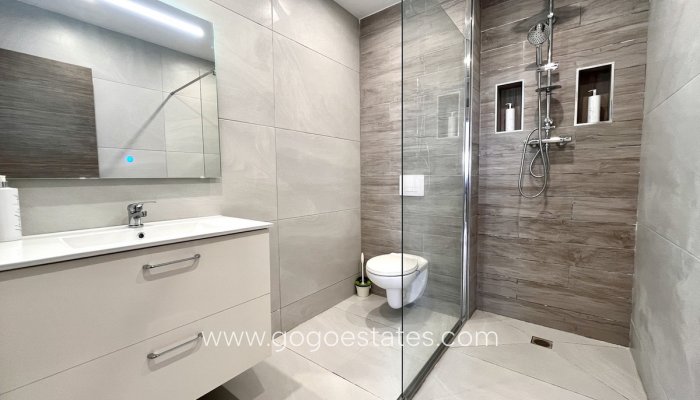 Te koop - Huis - Vrijstaande Villa - San Miguel De Salinas - San Miguel de Salinas Centro