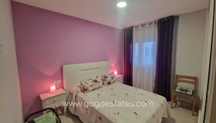 Te koop - Appartement - Appartement op de middelste verdieping - Torrevieja - Torrevieja Centro