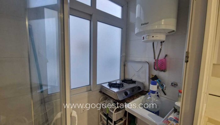 Te koop - Appartement - Appartement op de middelste verdieping - Torrevieja - Torrevieja Centro