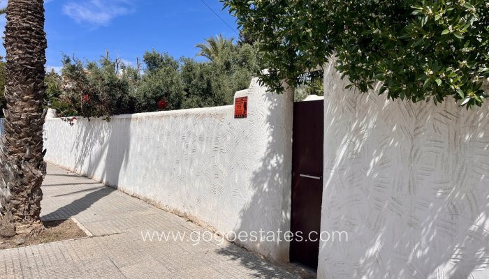Te koop - Huis - Vrijstaande Villa - Orihuela - Cabo Roig