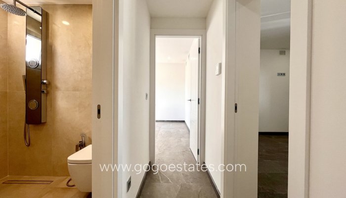 Te koop - Huis - Vrijstaande Villa - Orihuela - Los Balcones