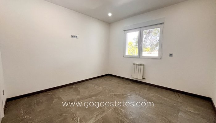 Te koop - Huis - Vrijstaande Villa - Orihuela - Los Balcones