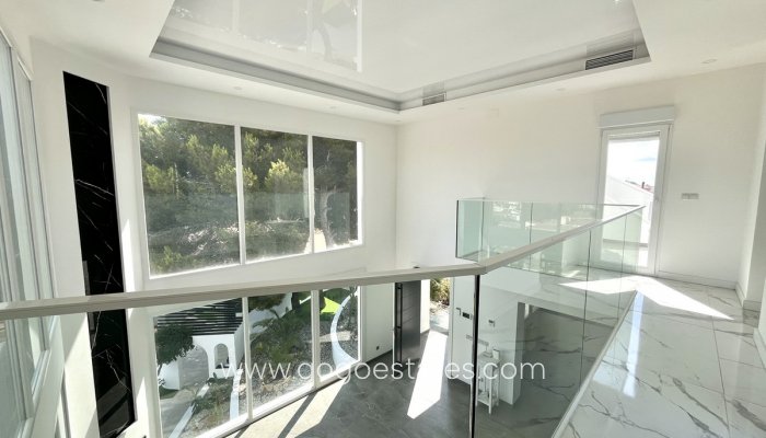 Te koop - Huis - Vrijstaande Villa - Orihuela - Los Balcones