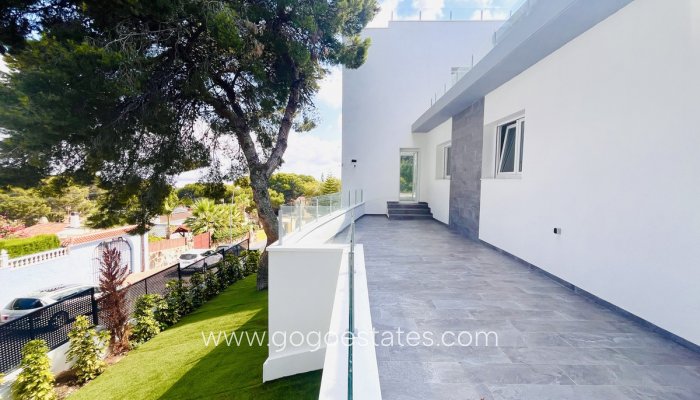 Te koop - Huis - Vrijstaande Villa - Orihuela - Los Balcones