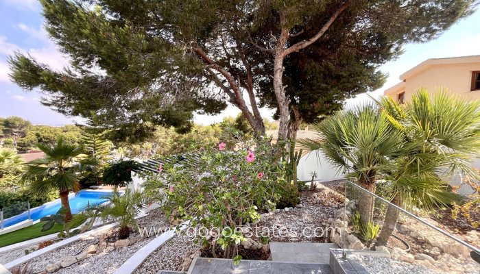 Te koop - Huis - Vrijstaande Villa - Orihuela - Los Balcones