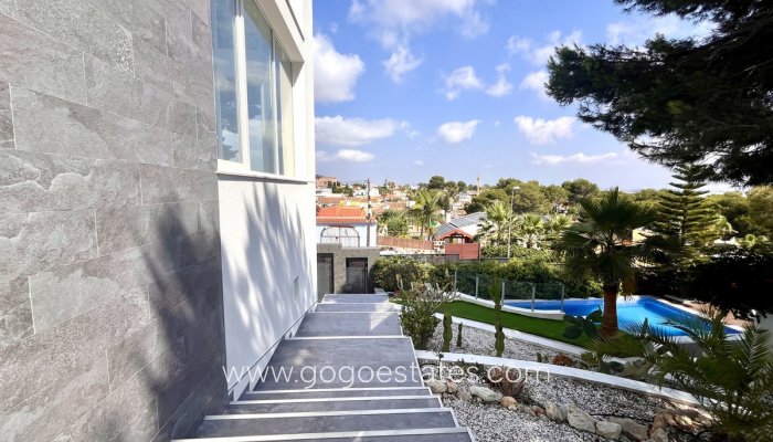 Te koop - Huis - Vrijstaande Villa - Orihuela - Los Balcones