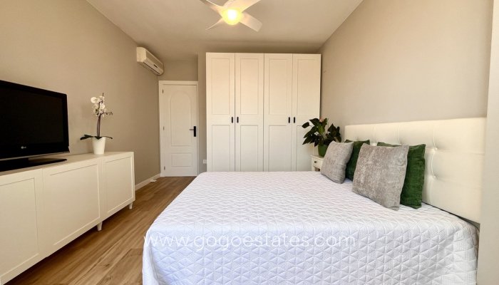 Te koop - Huis - Stadswoning - Orihuela - Playa Flamenca