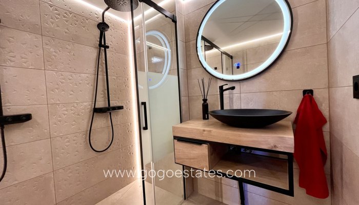 Revente - Appartement - Appartement au rez-de-chaussée - Almoradi - Almoradi Centro