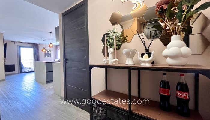 Revente - Appartement - Appartement au rez-de-chaussée - Almoradi - Almoradi Centro