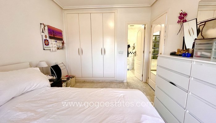 Te koop - Appartement - Appartement op de middelste verdieping - Orihuela - Los Dolses