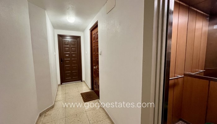 Te koop - Appartement - Appartement op de middelste verdieping - Algorfa - Algorfa Centro