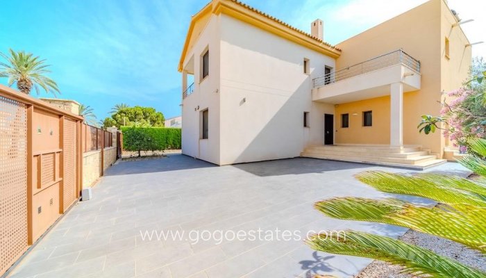 Te koop - Huis - Vrijstaande Villa - Orihuela - Cabo Roig