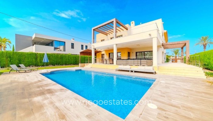 Te koop - Huis - Vrijstaande Villa - Orihuela - Cabo Roig