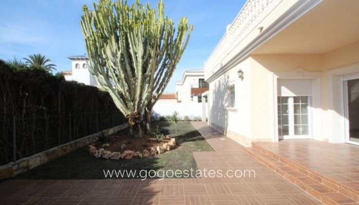 Te koop - Huis - Vrijstaande Villa - Orihuela - Cabo Roig