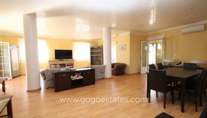 Te koop - Huis - Vrijstaande Villa - Orihuela - Cabo Roig