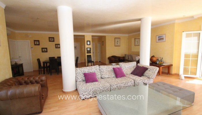 Te koop - Huis - Vrijstaande Villa - Orihuela - Cabo Roig