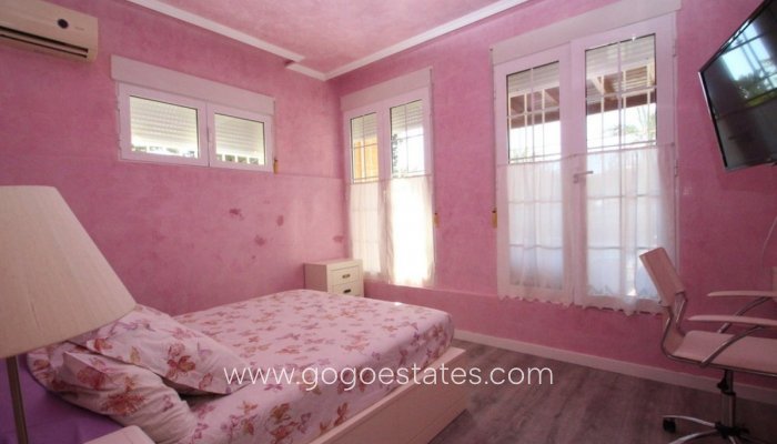 Te koop - Huis - Vrijstaande Villa - Orihuela - Cabo Roig