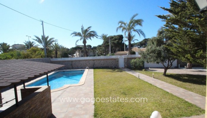 Te koop - Huis - Vrijstaande Villa - Orihuela - Cabo Roig