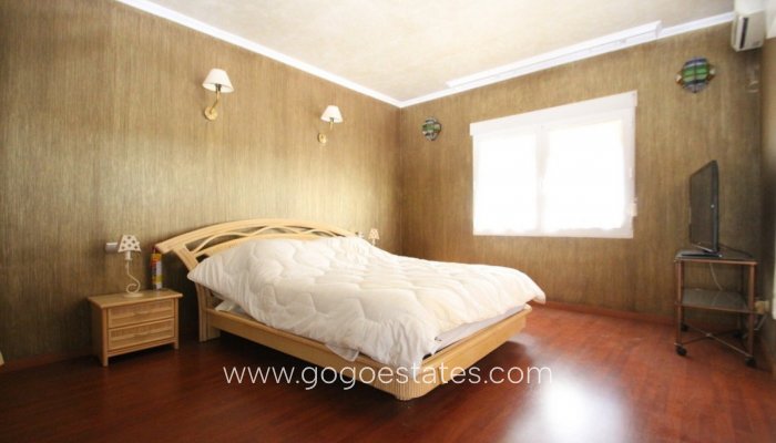 Te koop - Huis - Vrijstaande Villa - Orihuela - Cabo Roig