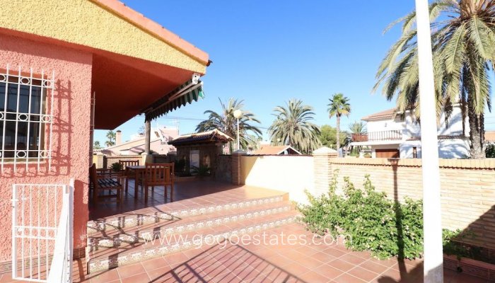 Te koop - Huis - Vrijstaande Villa - Orihuela - Cabo Roig