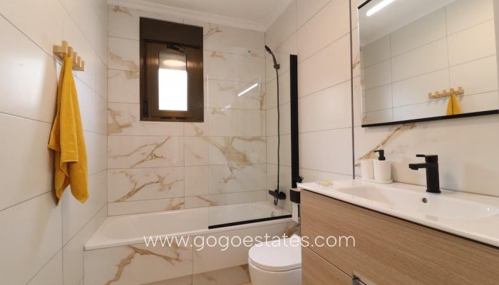 Te koop - Huis - Stadswoning - San Miguel De Salinas - San Miguel de Salinas Centro