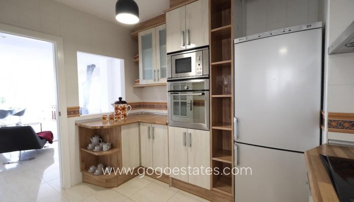 Resale - Apartment - Middle Floor Apartment - Torrevieja - Torrevieja Centro