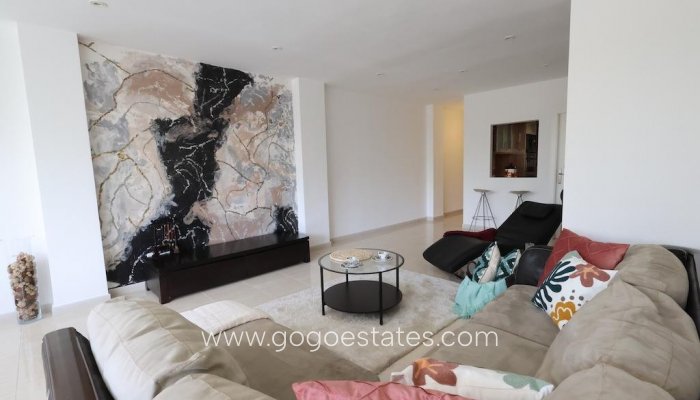 Resale - Apartment - Middle Floor Apartment - Torrevieja - Torrevieja Centro