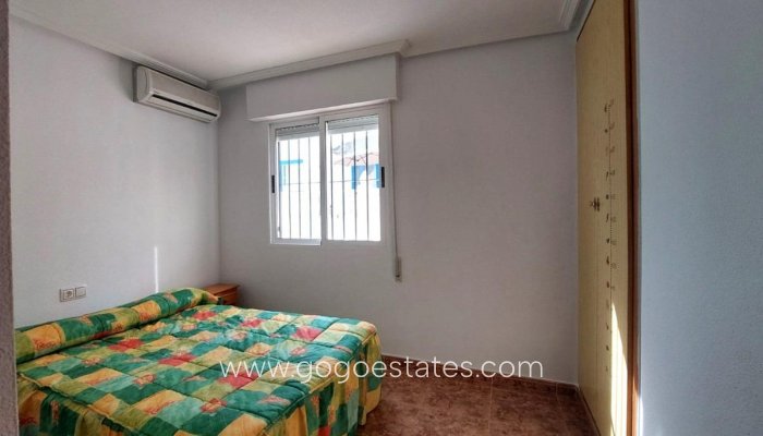 Te koop - Huis - Stadswoning - Orihuela - Los Altos