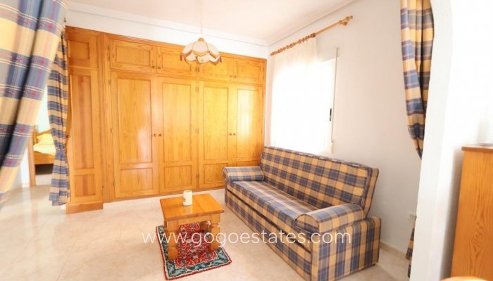 Te koop - Huis - Vrijstaande Villa - Orihuela - Los Balcones