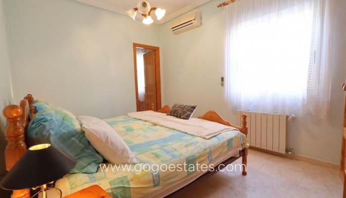 Te koop - Huis - Vrijstaande Villa - Orihuela - Los Balcones