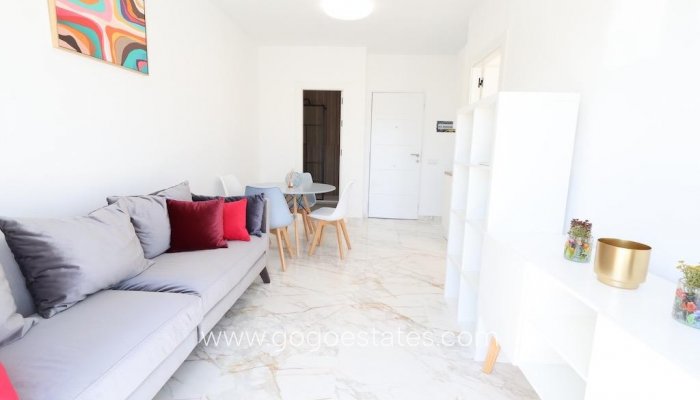 Te koop - Huis - Stadswoning - Torrevieja - San Luis