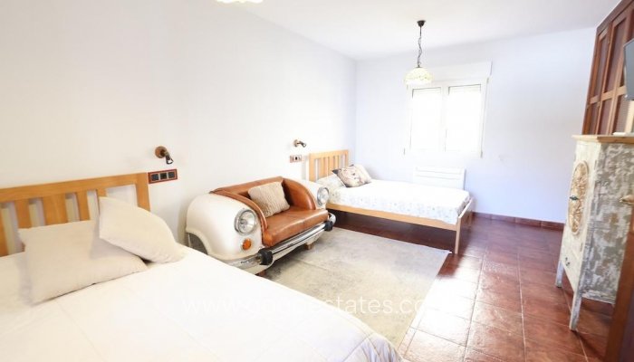 Te koop - Huis - Vrijstaande Villa - Orihuela - Villamartin