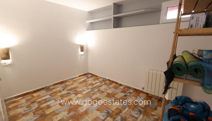 Te koop - Huis - Vrijstaande Villa - Orihuela - Villamartin