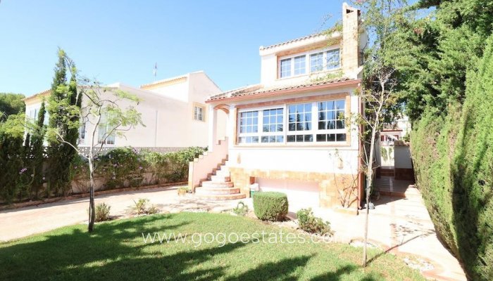 Te koop - Huis - Vrijstaande Villa - Orihuela - Villamartin