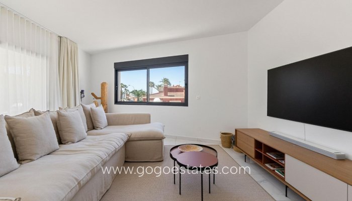 Te koop - Huis - Vrijstaande Villa - Torrevieja - La veleta