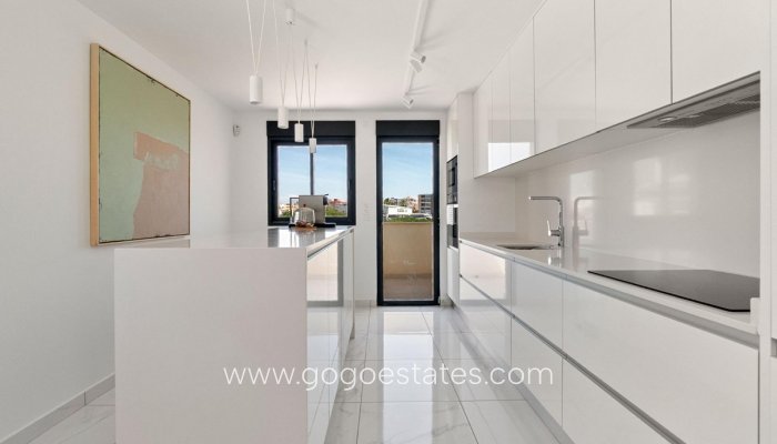 Te koop - Huis - Vrijstaande Villa - Torrevieja - La veleta