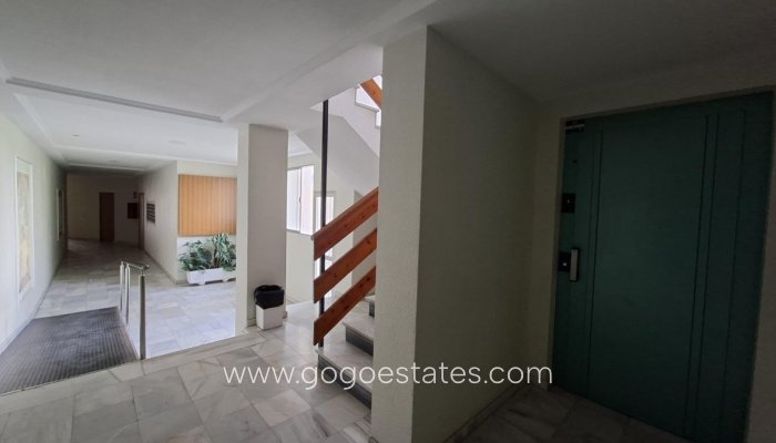 Wiederverkauf - Wohnung - Wohnung im mittleren Stock - Torrevieja - Torrevieja Centro