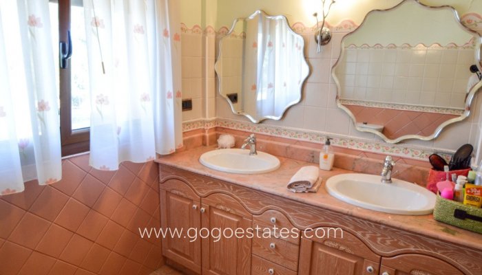 Te koop - Huis - Vrijstaande Villa - Orihuela - La Murada