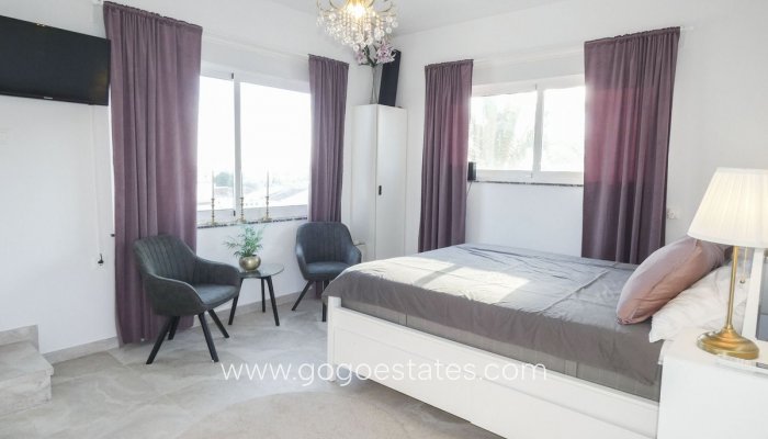 Te koop - Huis - Vrijstaande Villa - Rojales - Ciudad Quesada