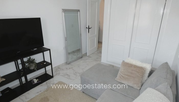 Te koop - Appartement - Appartement op de bovenste verdieping - Orihuela - Los Altos