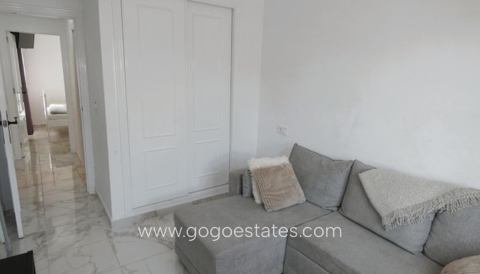 Te koop - Appartement - Appartement op de bovenste verdieping - Orihuela - Los Altos