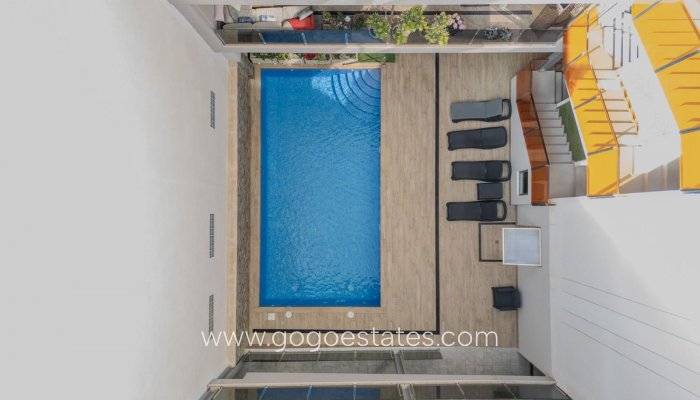 Te koop - Appartement - Appartement op de bovenste verdieping - Torrevieja - Torrevieja Centro